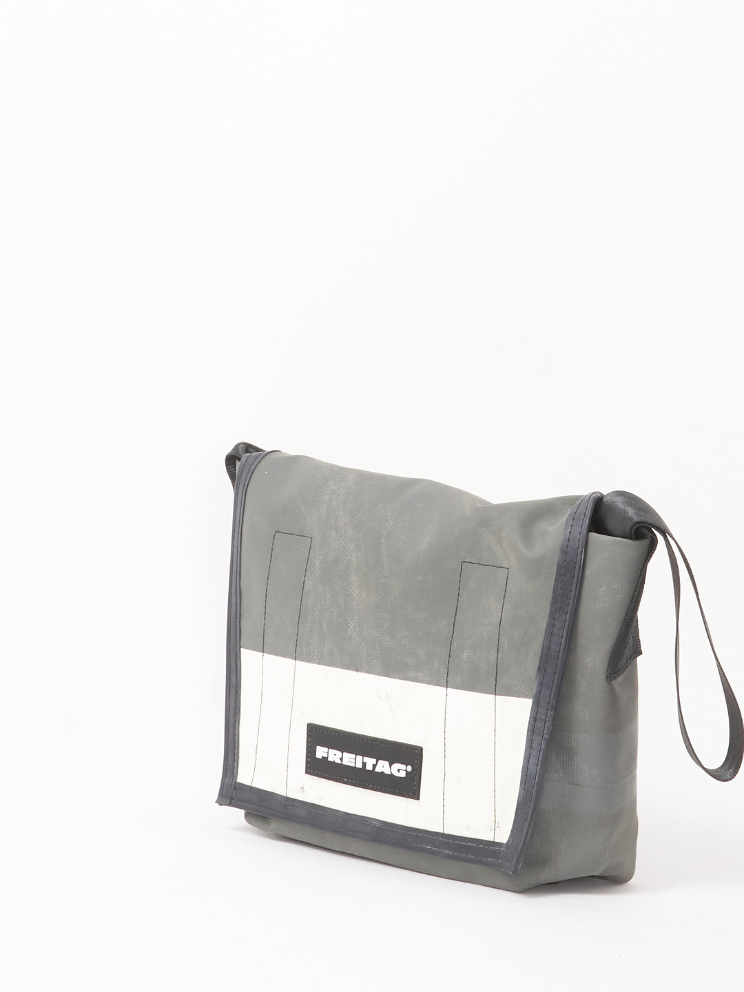 F11 LASSIE - grey white