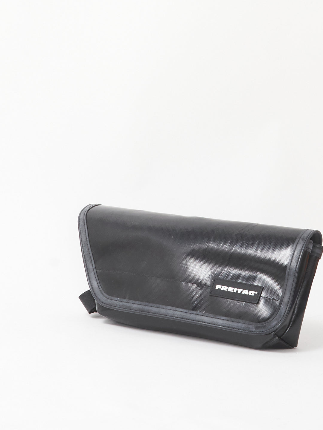 F141 BERYL - black
