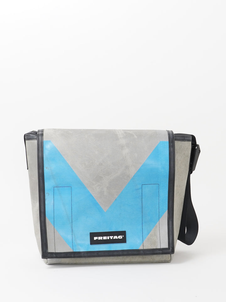 F21 Nightclub - grey blue