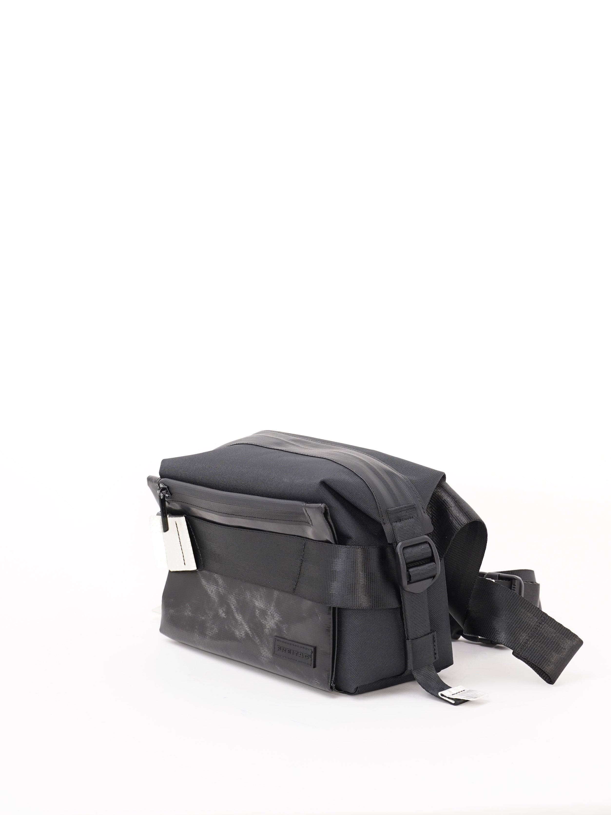 F670 Warren -black black – MARKET Lifestore