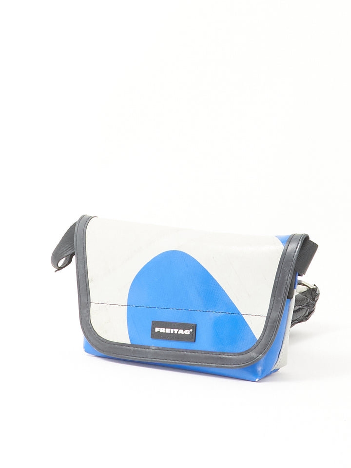 F40 Jamie - blue grey