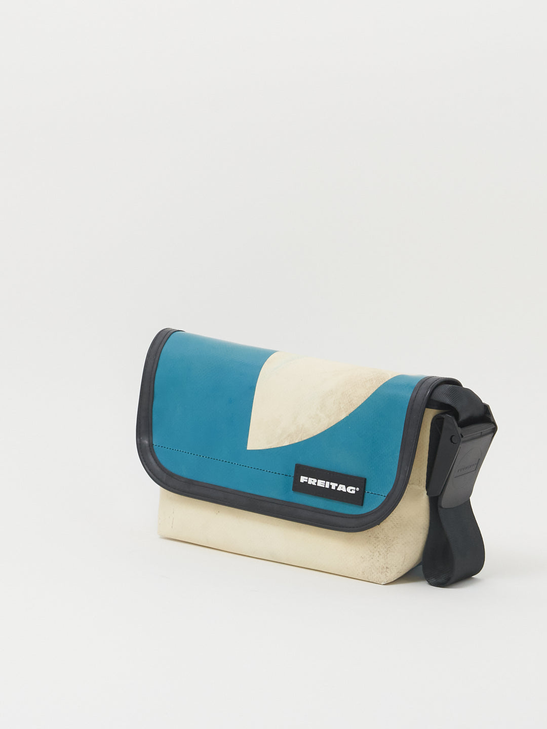 F41 Hawaii Five-O  - blue white