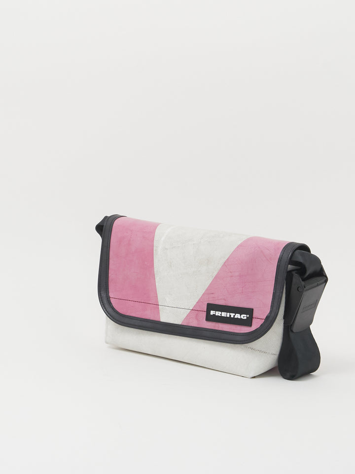 F41 Hawaii Five-O  - white pink