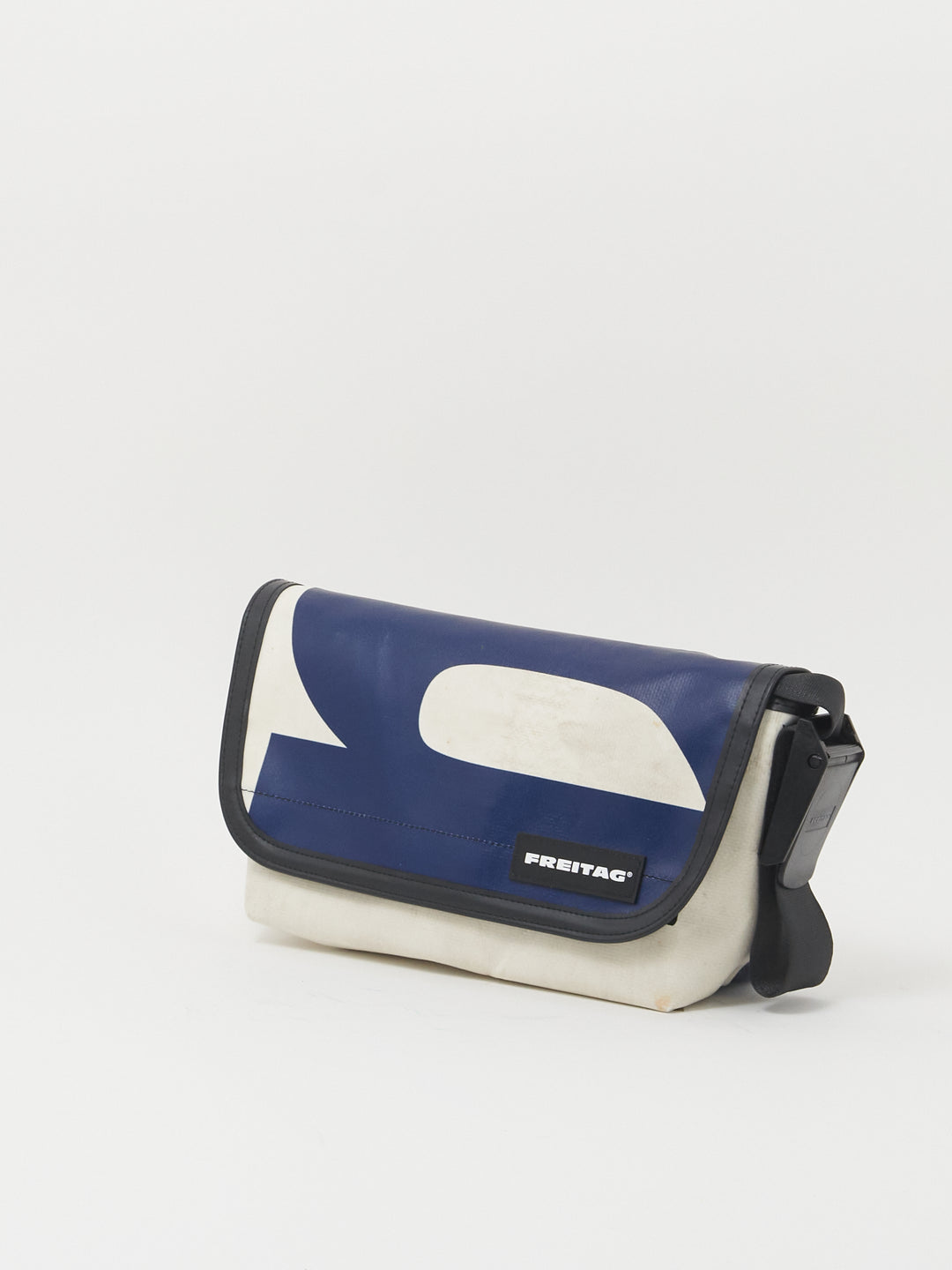 F41 Hawaii Five-O  - blue white