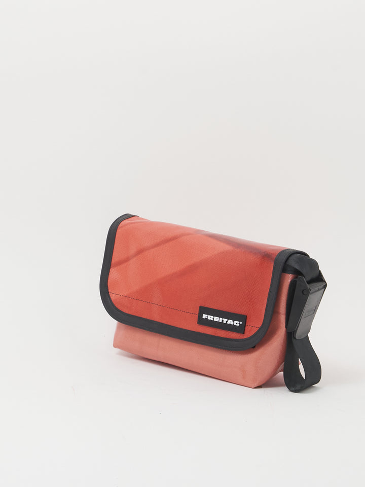 F41 Hawaii Five-O  - red multi