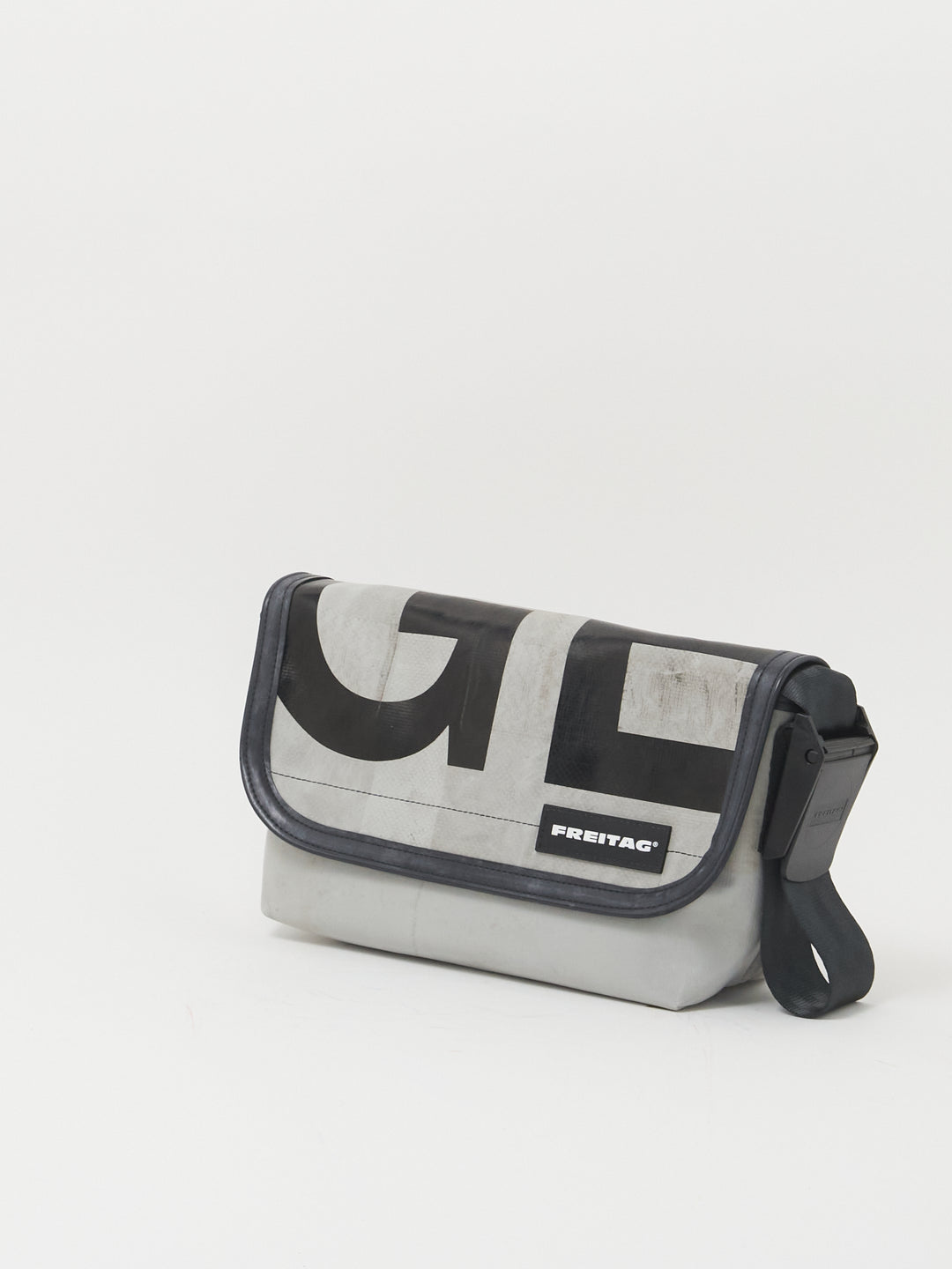 F41 Hawaii Five-O  - grey black