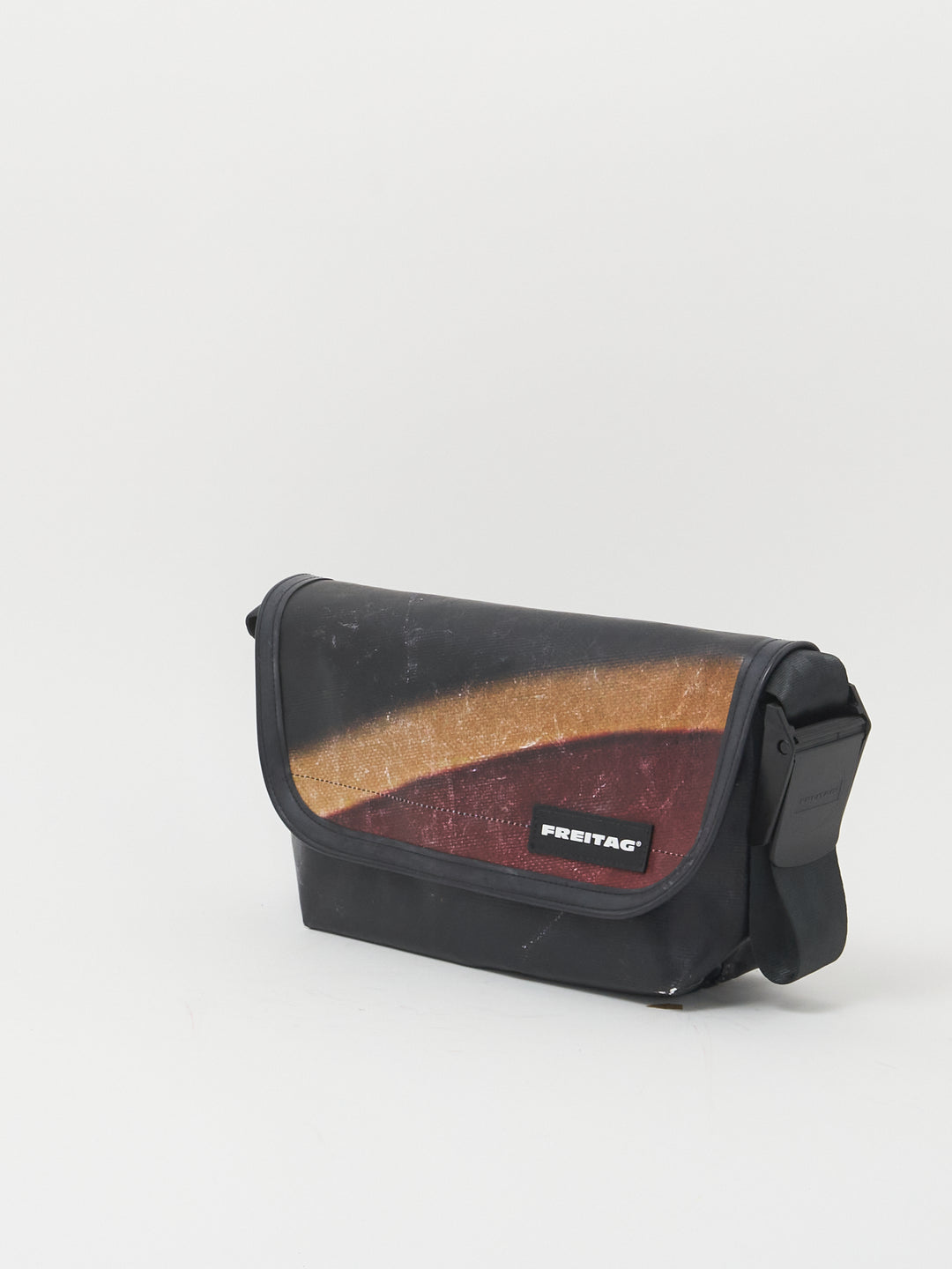 F41 Hawaii Five-O  - black multi