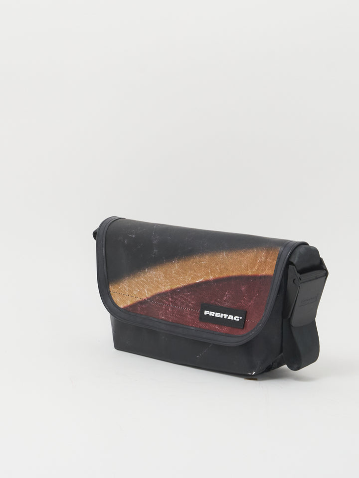 F41 Hawaii Five-O  - black multi