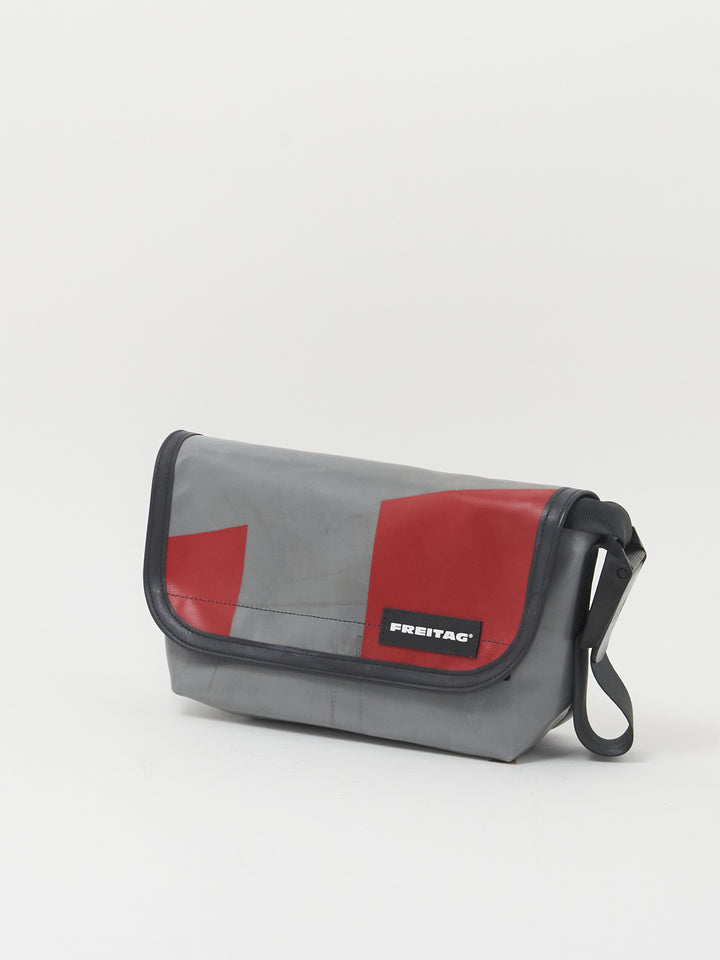 F41 Hawaii Five-O  - grey red