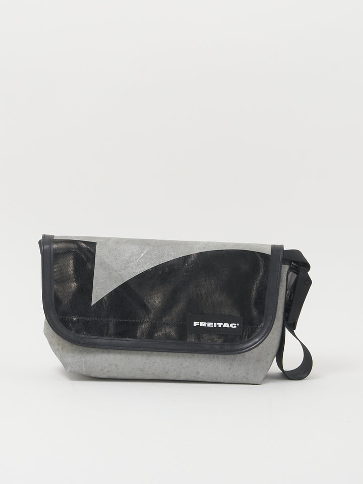 F41 Hawaii Five-O  - silver black