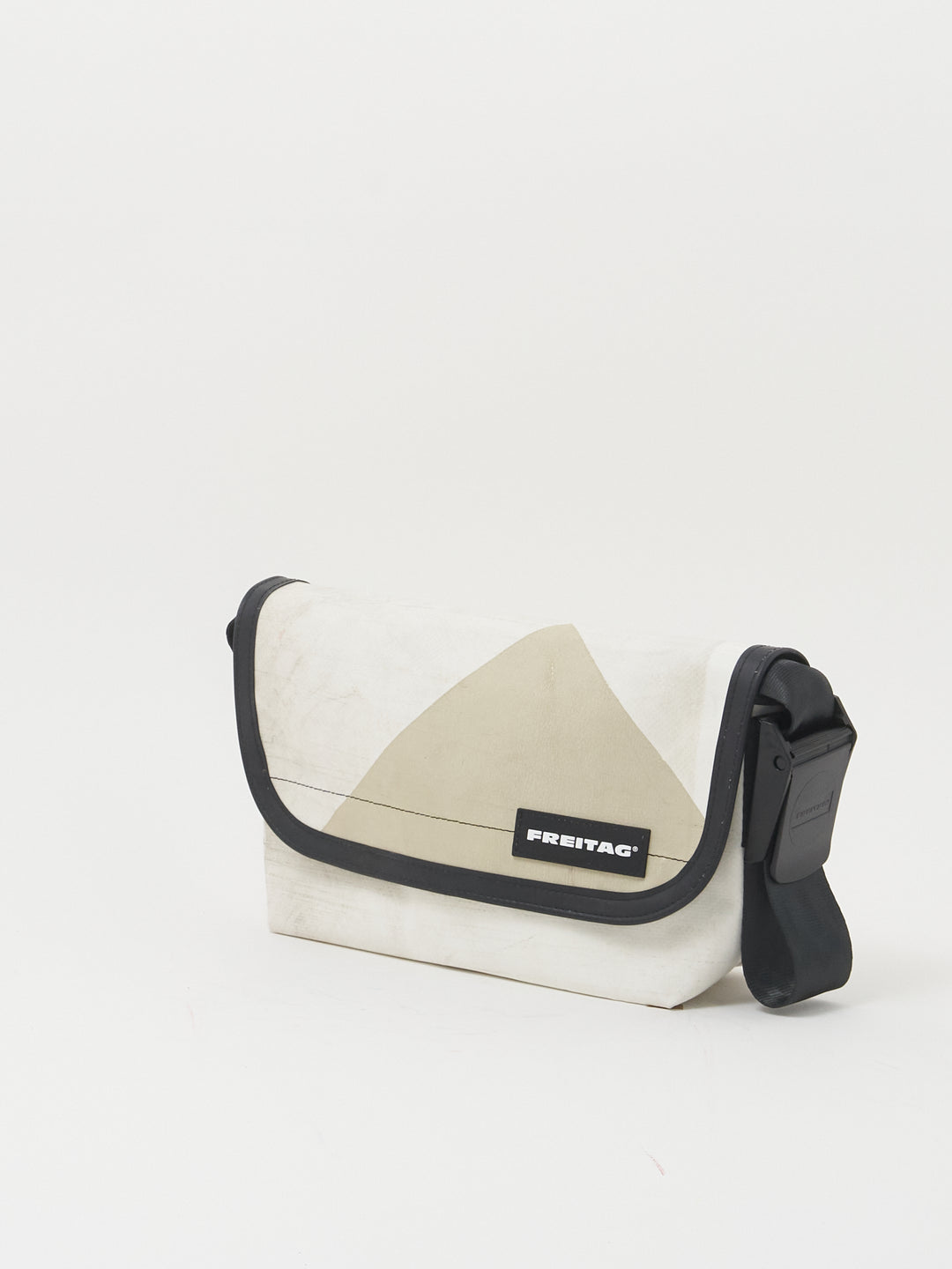 F41 Hawaii Five-O  - white grey