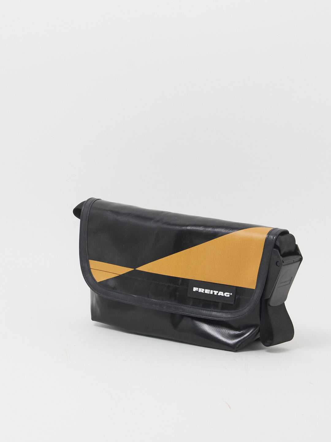 F41 Hawaii Five-O  - black yellow