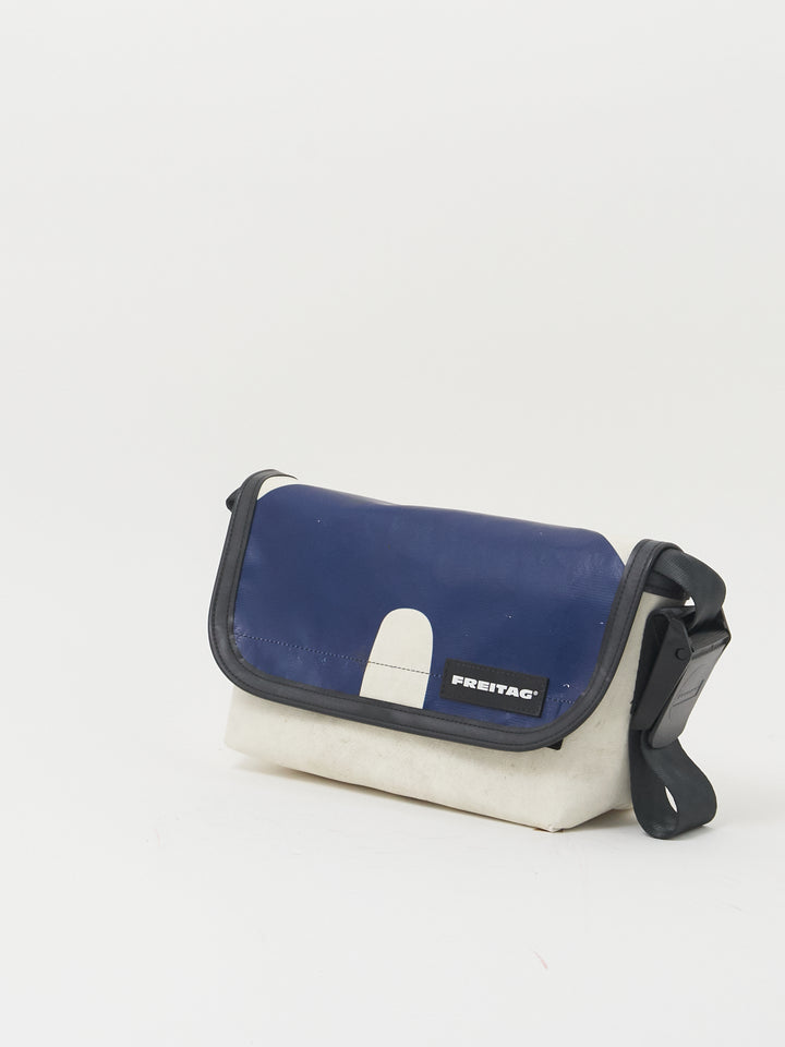 F41 Hawaii Five-O  - white blue