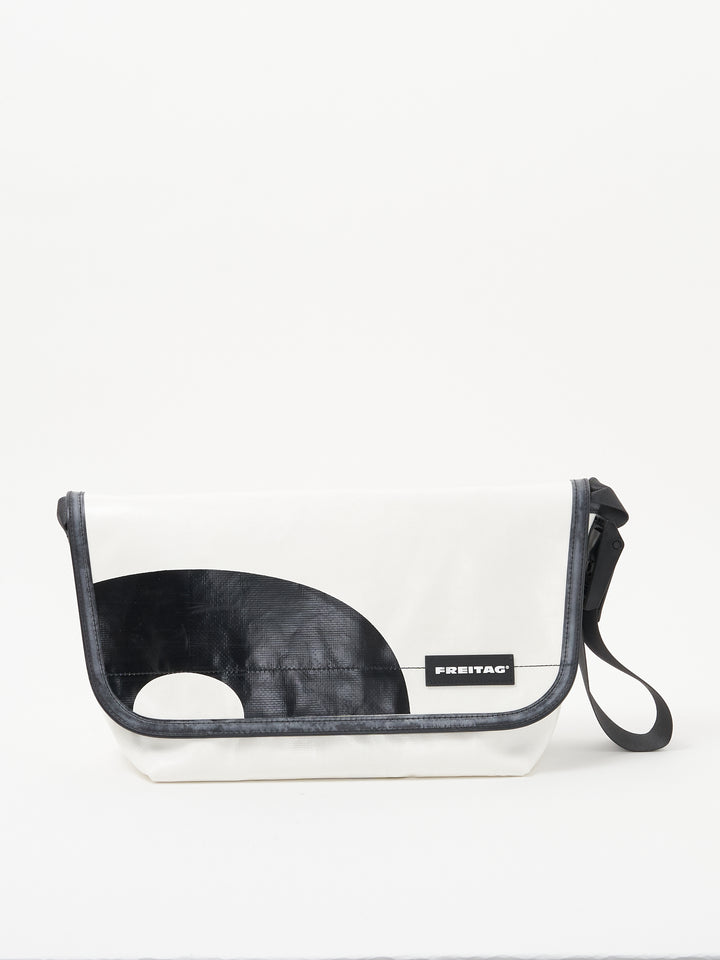 F42 SURFSIDE 6  - white black