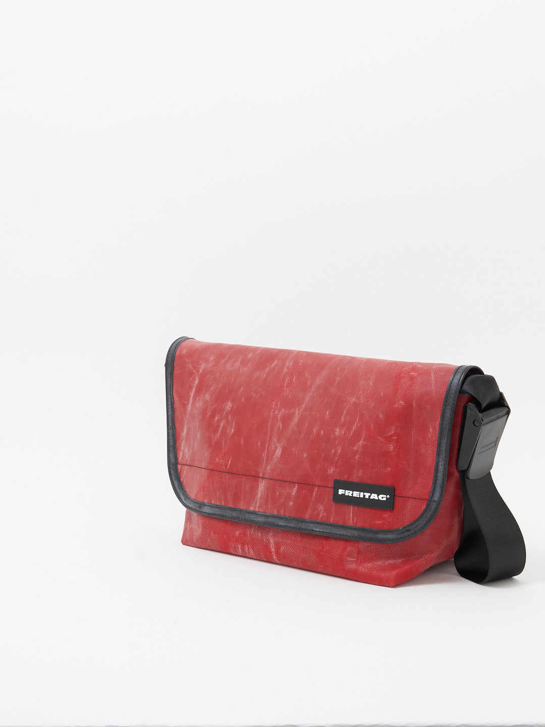 F42 SURFSIDE 6  - red