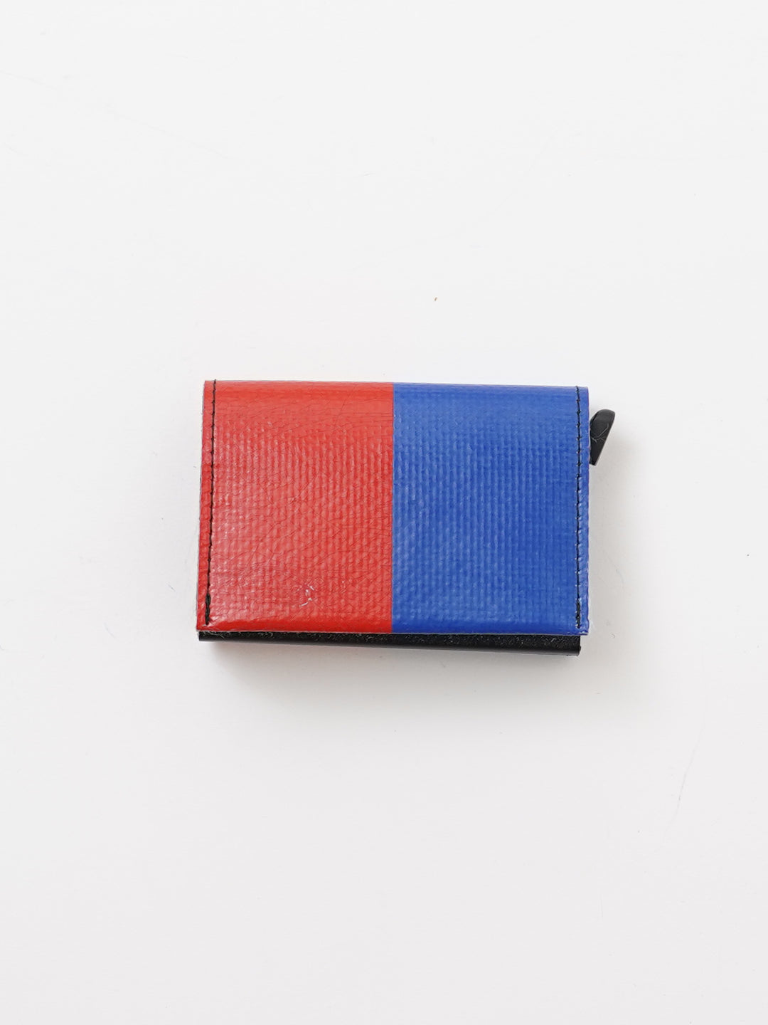 F705 Secrid x Freitag - blue red