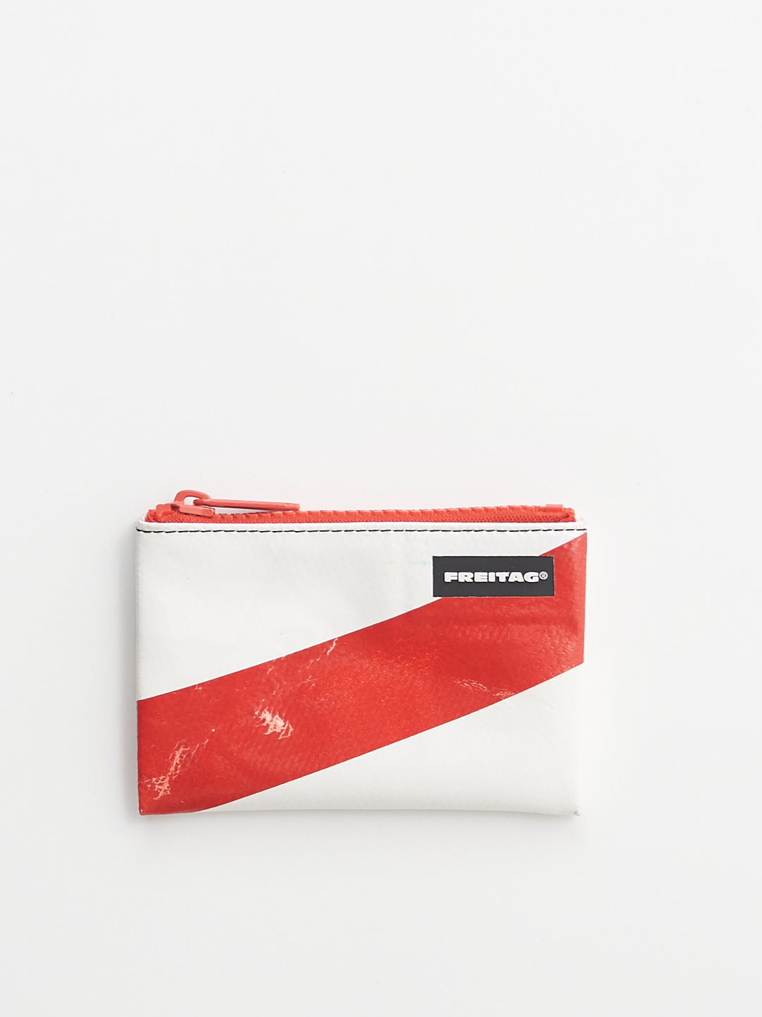 F05 BLAIR - white red