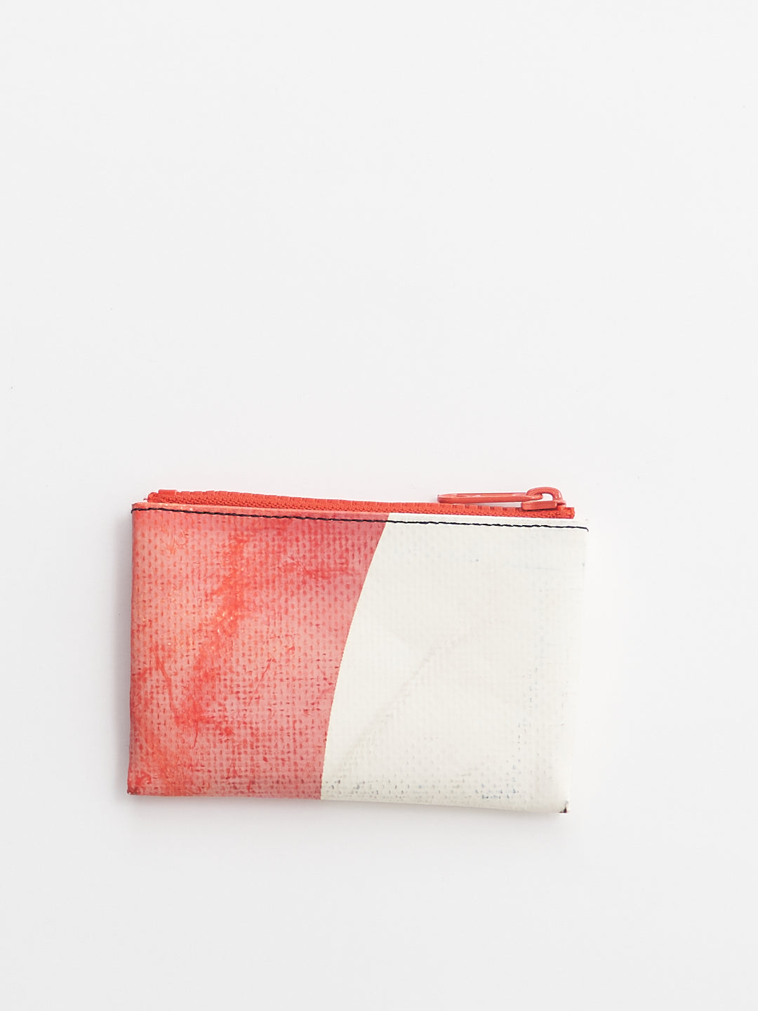 F05 BLAIR - white red