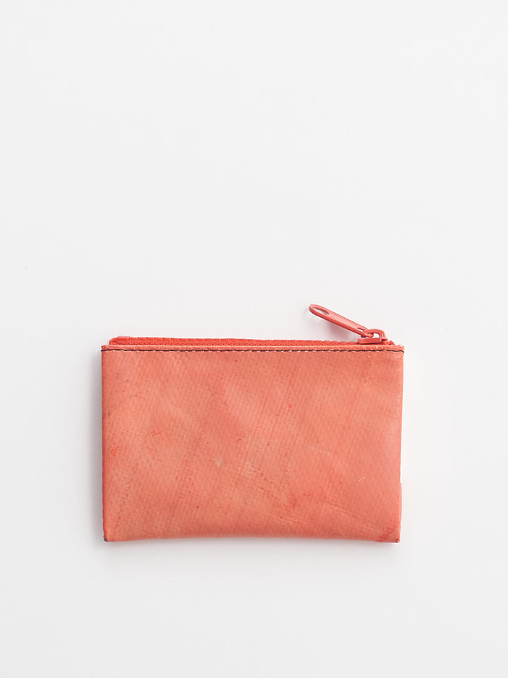 F05 BLAIR - red white