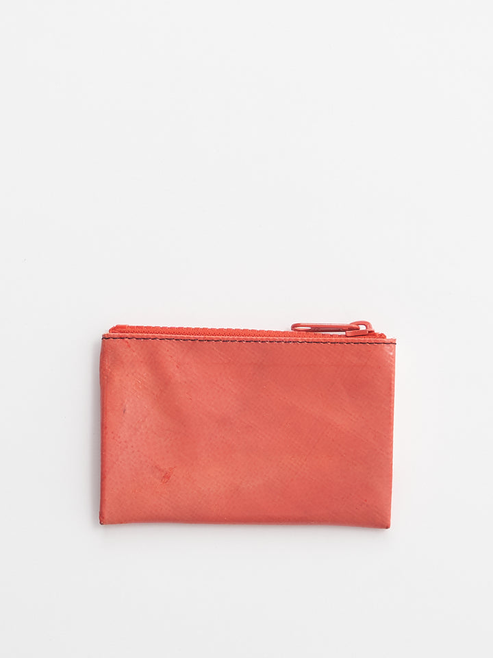 F05 BLAIR - red white