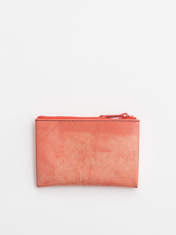 F05 BLAIR - red white