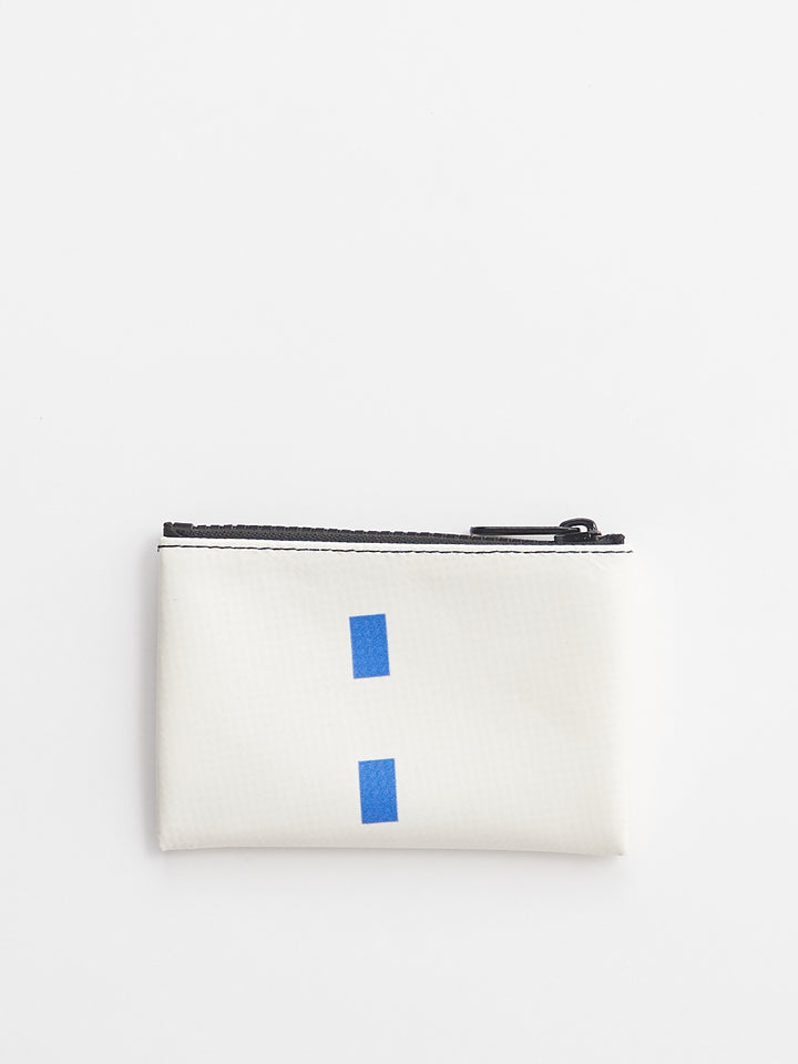 F05 BLAIR - white blue