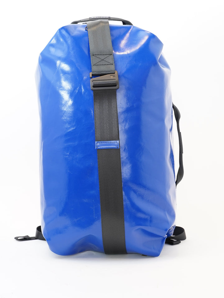 F511 Skipper - blue