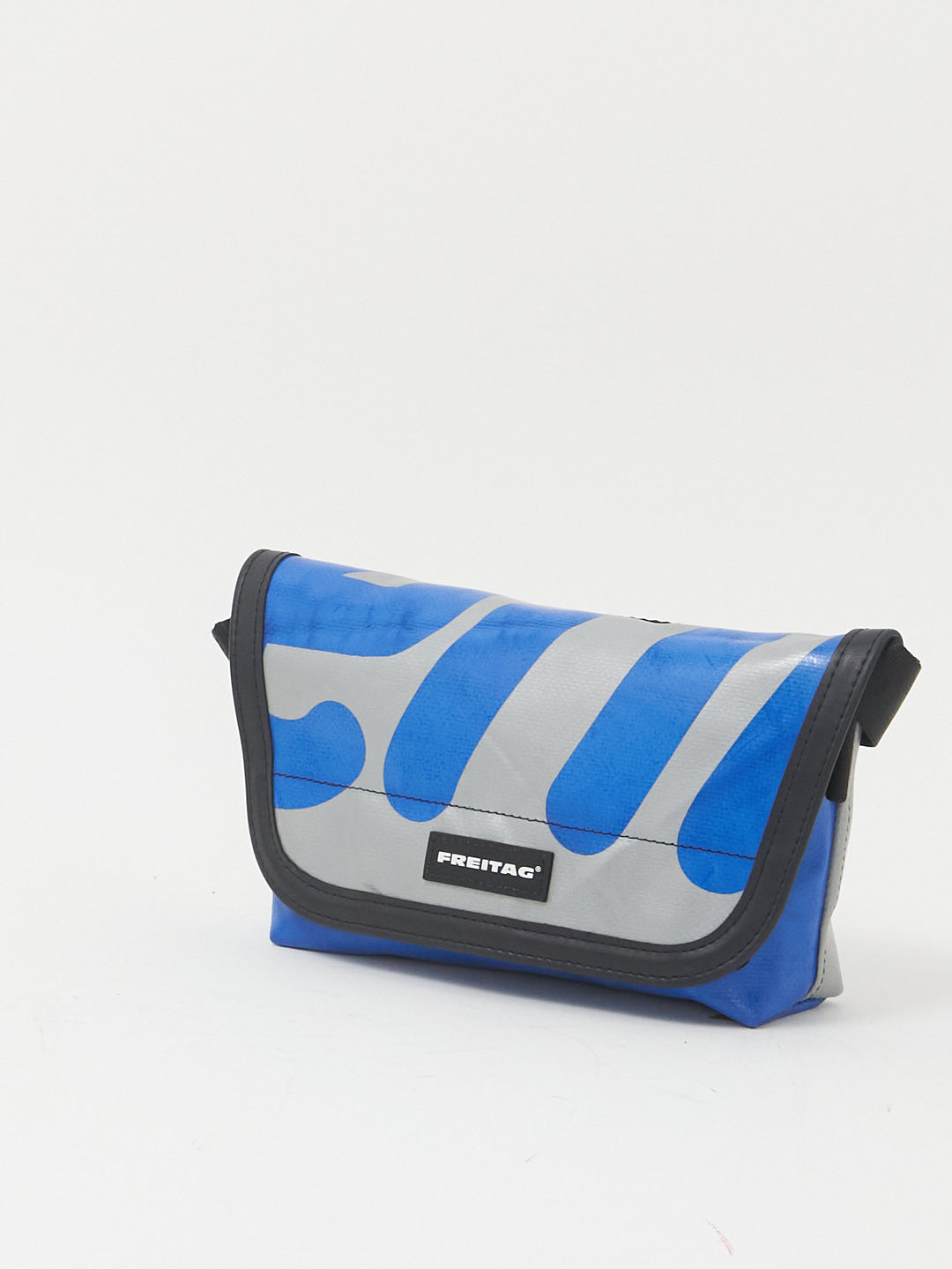 F40 Jamie - silver blue