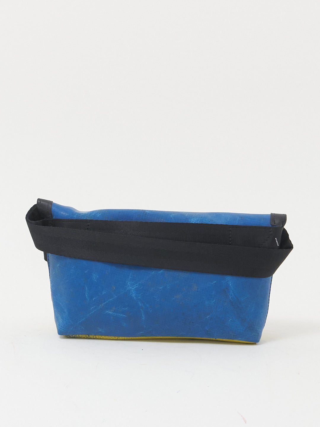 F40 Jamie - blue yellow