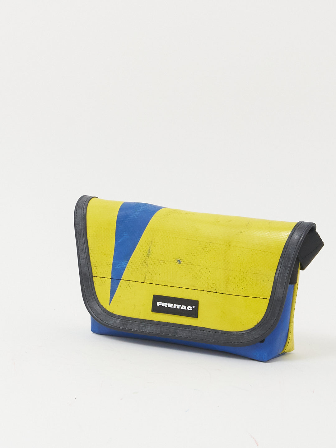 F40 Jamie - blue yellow