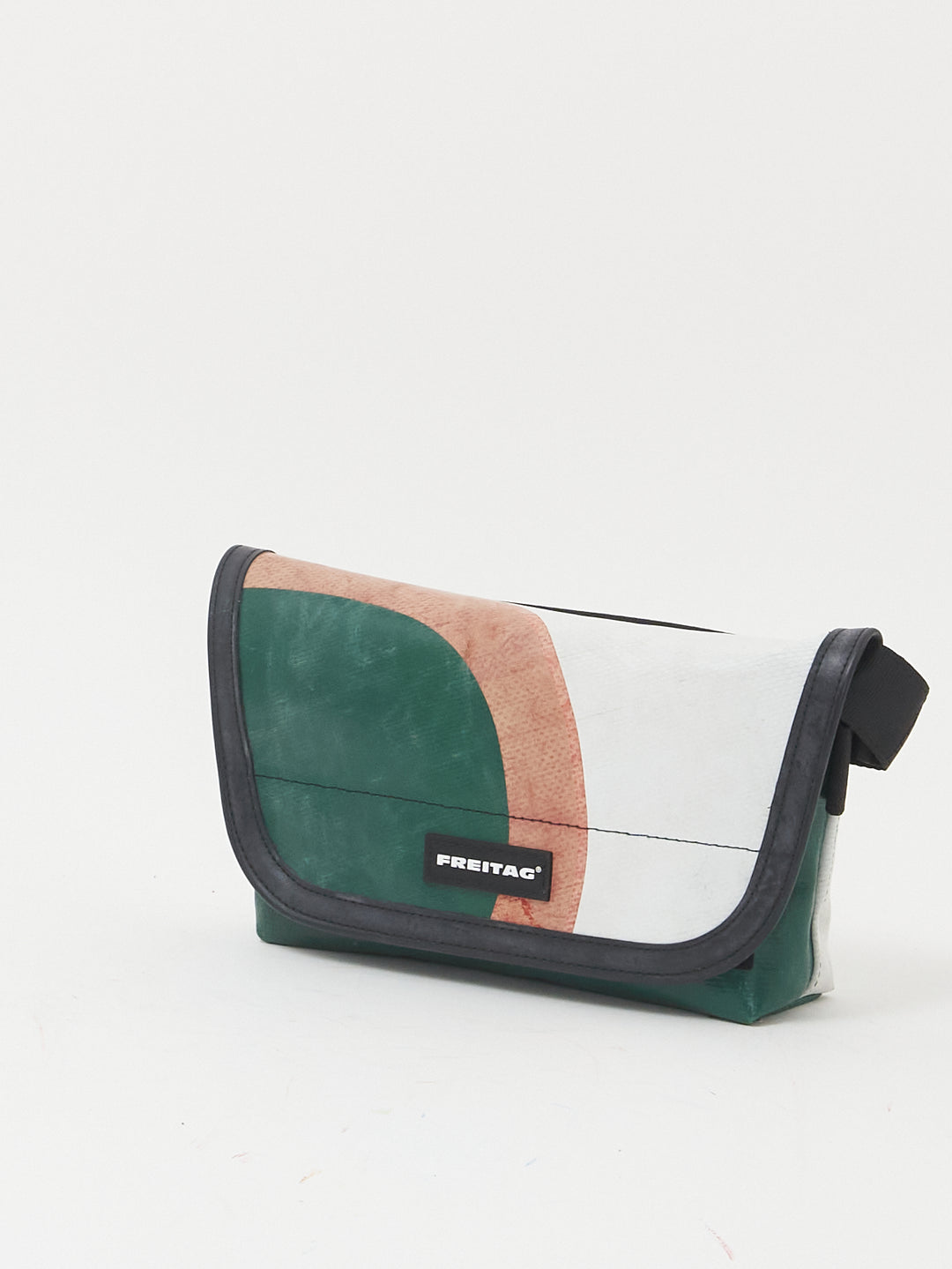 F40 Jamie - green white red