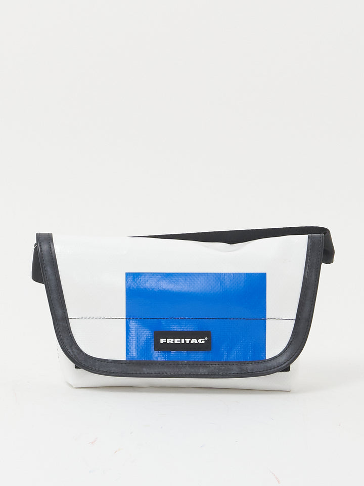 F40 Jamie - white blue