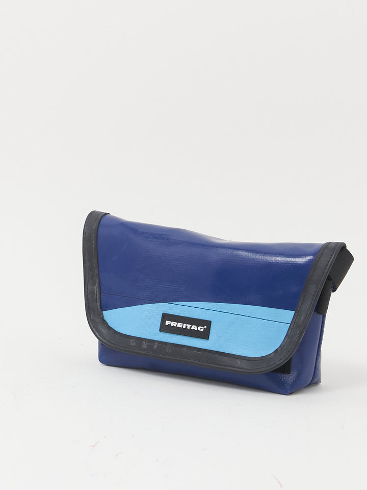 F40 Jamie - blue blue