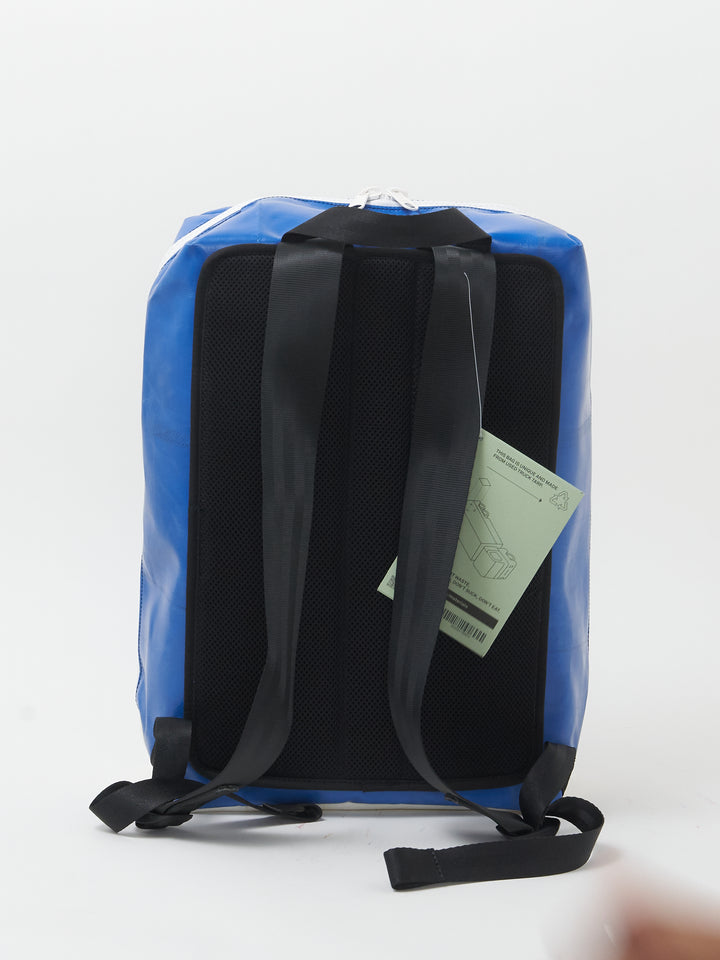 F49 Fringe - blue white