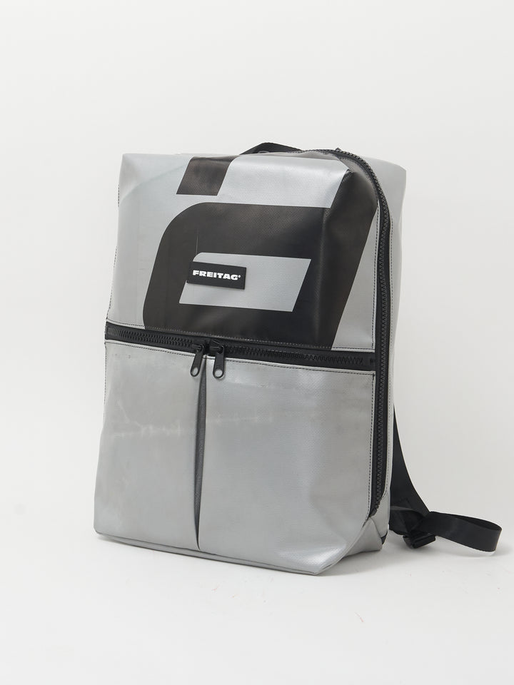 F49 Fringe - silver black