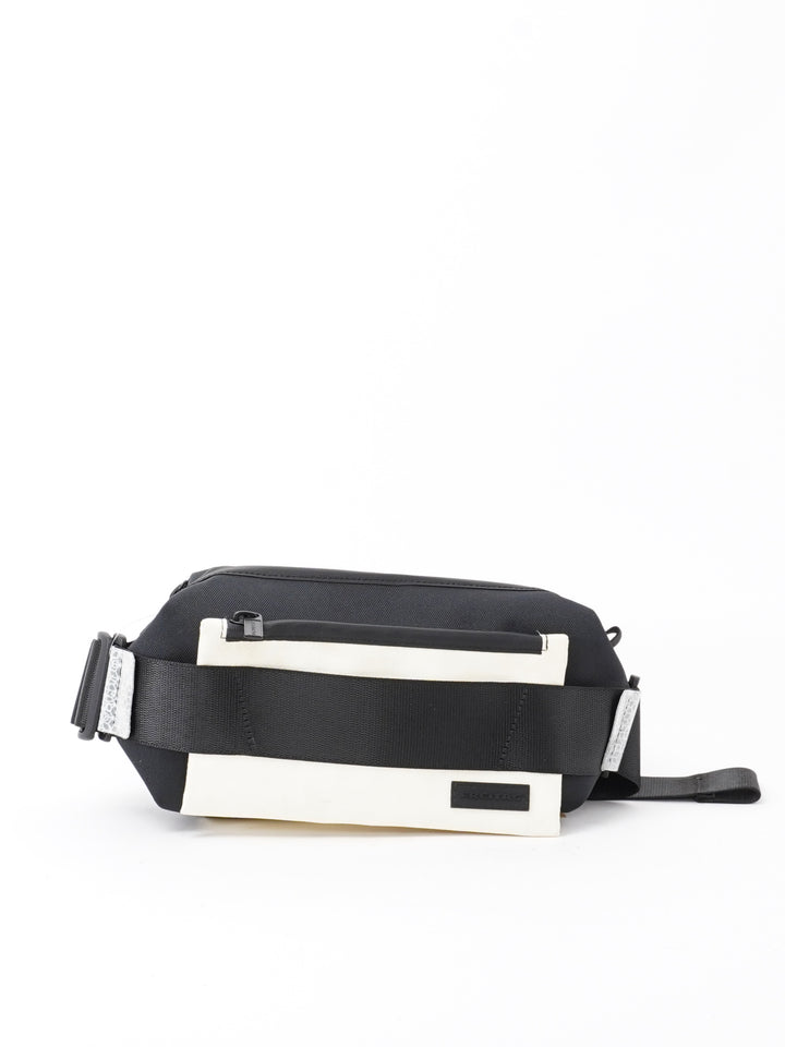 F650 Dixon - black white