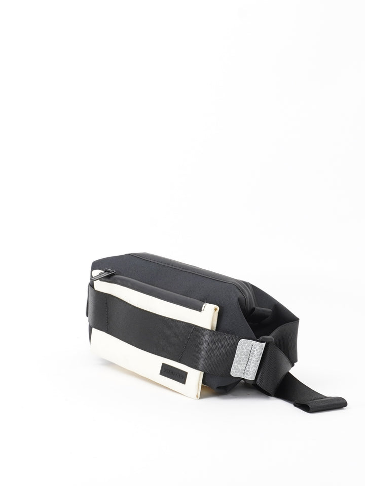 F650 Dixon - black white