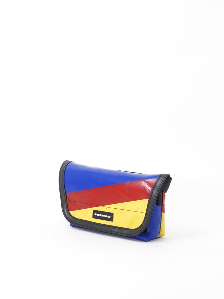 F40 Jamie - blue red yellow