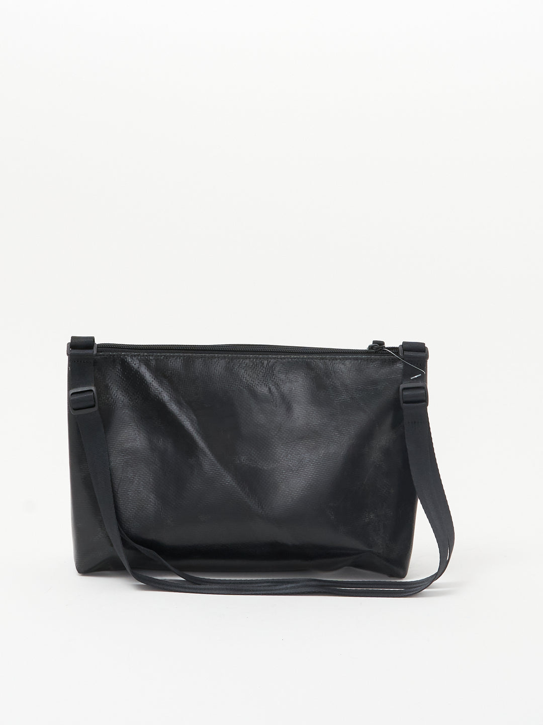 F553 Lou - black