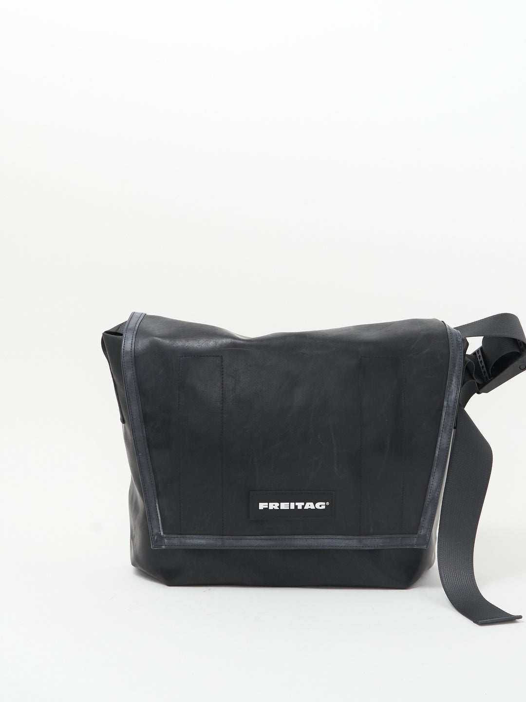 F14 Dexter black – MARKET Lifestore - Main Image