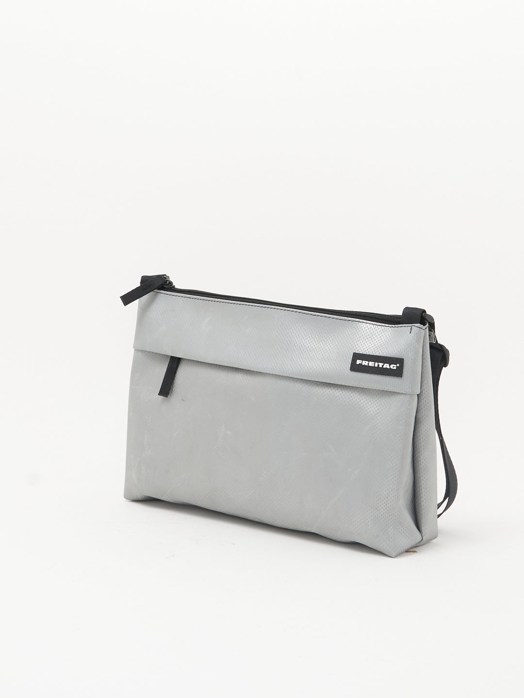 F553 Lou - grey