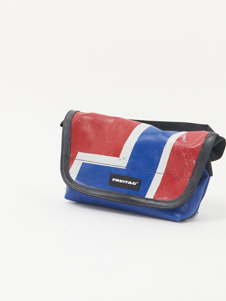 F40 Jamie -blue red white
