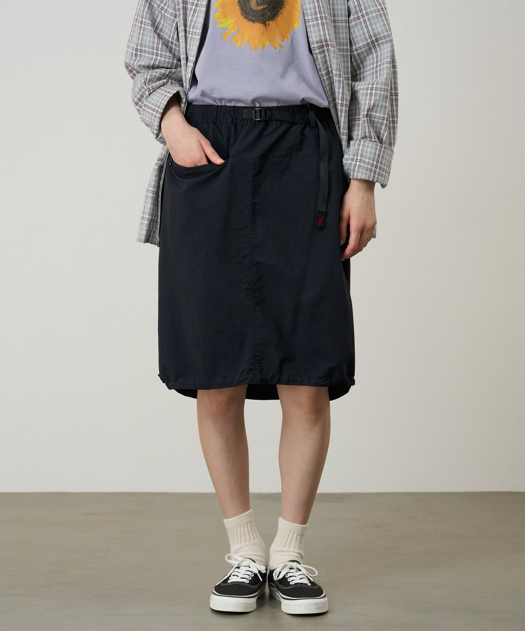 NYLON PACKABLE MIDI SKIRT - BLACK