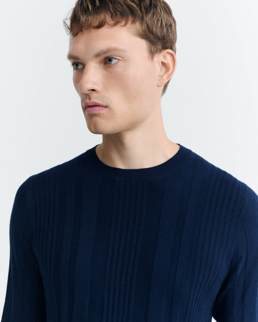 NAVY MAEL KNITTED SWEATER