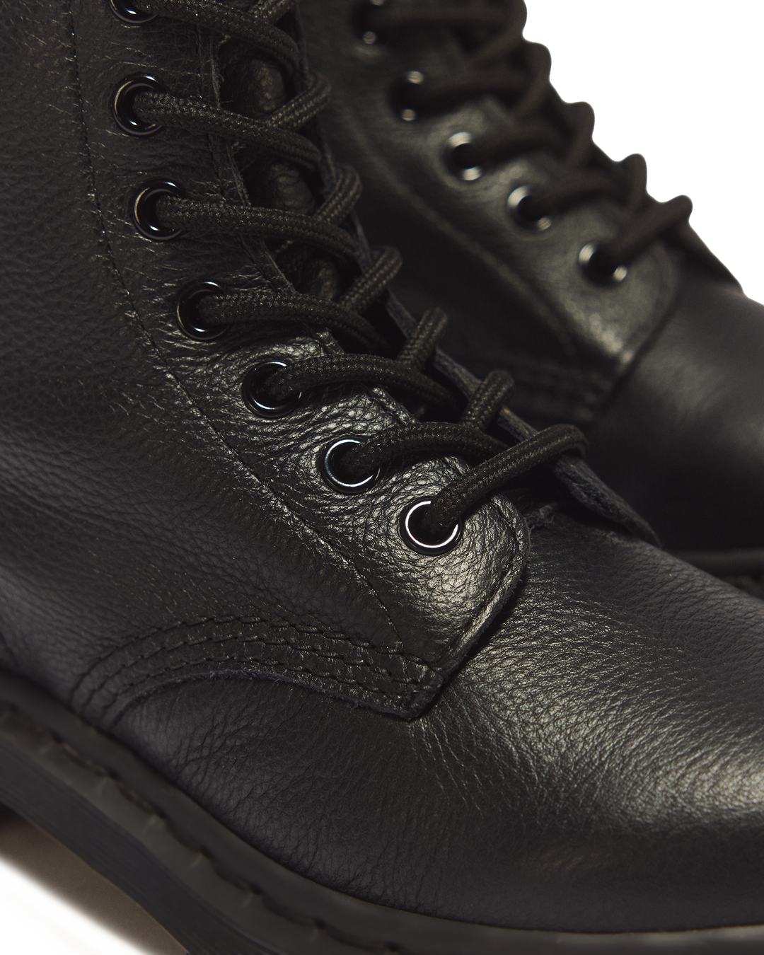 1460 Pascal Mono - black