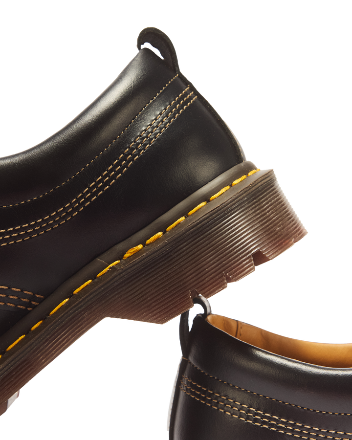 LOWELL BLACK LEATHER MOC TOE
