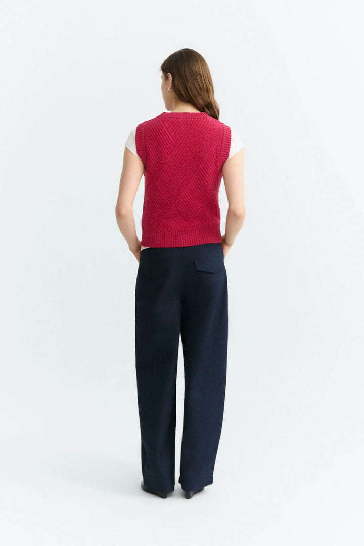 RED KAIA KNITTED VEST