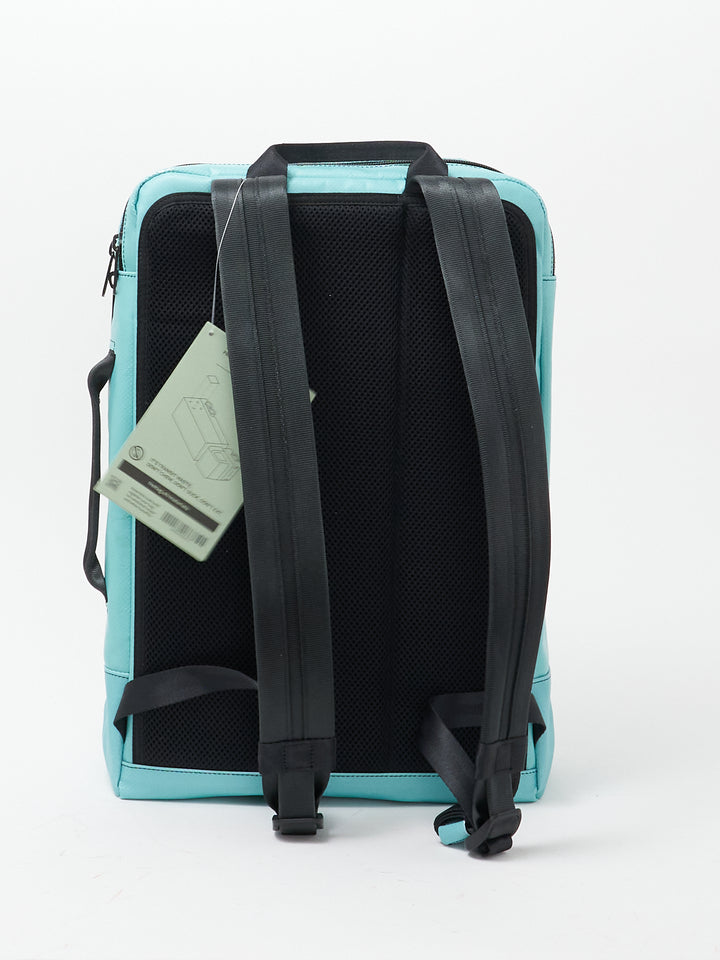 F306 Hazzard - turquoise white