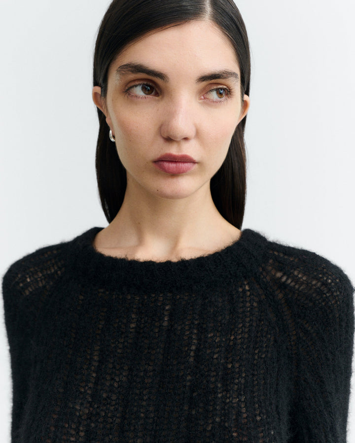 BLACK AMAL KNITTED SWEATER