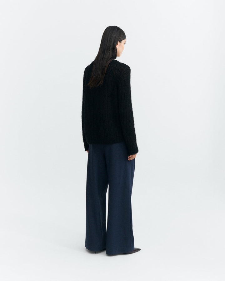 BLACK AMAL KNITTED SWEATER